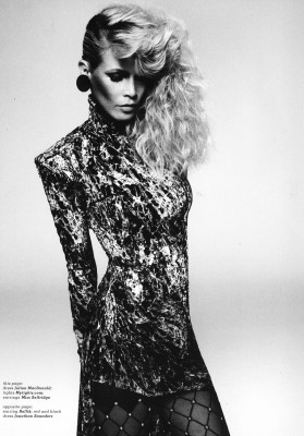 photo 25 in Claudia Schiffer gallery [id212803] 2009-12-11 00:00:00