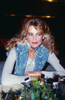 photo 13 in Claudia Schiffer gallery [id1296243] 2022-02-05 00:00:00
