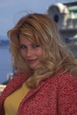 Claudia Schiffer pic #1302155