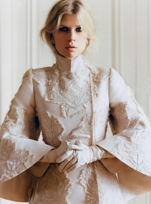 Clemence Poesy pic #808797