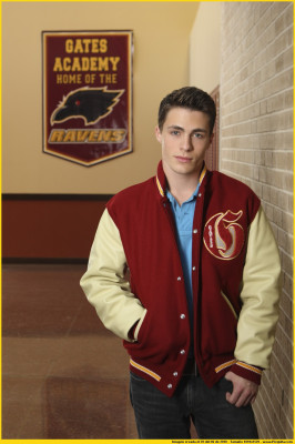Colton Haynes pic #774637