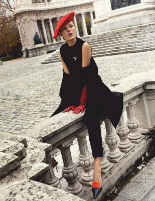 Constance Jablonski pic #1246434