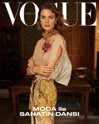 Constance Jablonski pic #1339962