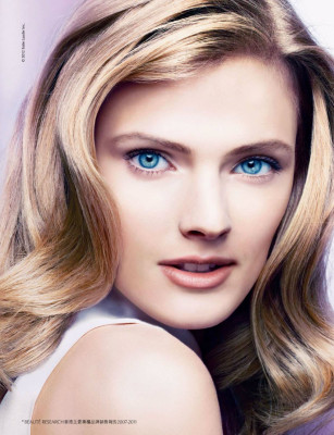 Constance Jablonski pic #572405