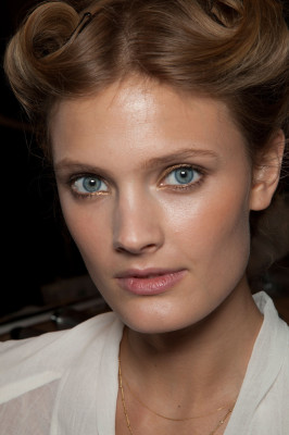 Constance Jablonski pic #607952