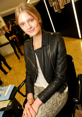 Constance Jablonski pic #456739