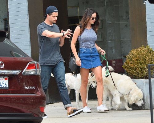 Crystal Reed pic #790270