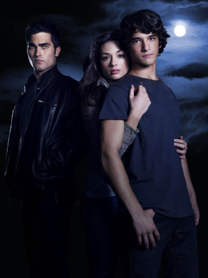 Crystal Reed pic #737901