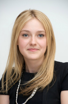 Dakota Fanning pic #207119