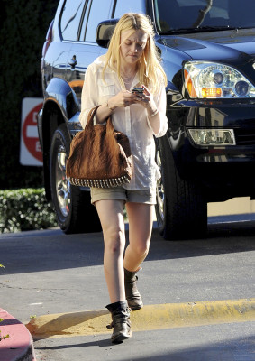photo 26 in Dakota Fanning gallery [id883755] 2016-10-09 00:00:00