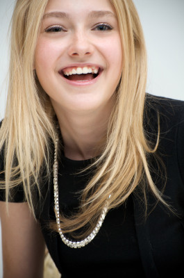 Dakota Fanning pic #215125