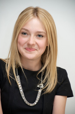 Dakota Fanning pic #215123