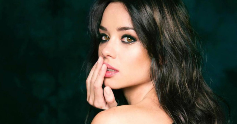 Dafne Fernandez pic #1183022