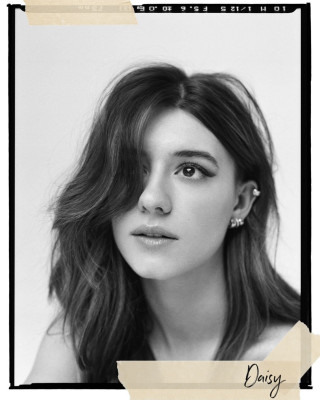 photo 7 in Daisy Edgar-Jones gallery [id1321173] 2023-02-02 00:00:00