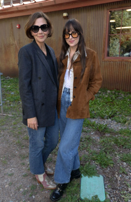 Dakota Johnson pic #1267640