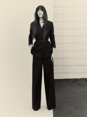 Dakota Johnson by Su Müstecaplioğlu for Flaunt (2025)