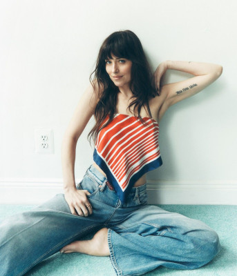 photo 9 in Dakota Johnson gallery [id1377881] 2025-09-24 00:00:00