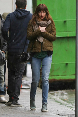 Dakota Johnson pic #688574