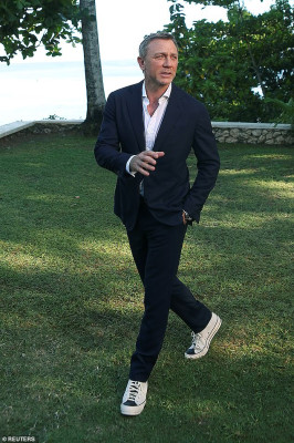 photo 21 in Daniel Craig gallery [id1142783] 2019-06-06 00:00:00