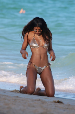 Danielle Herrington pic #988591