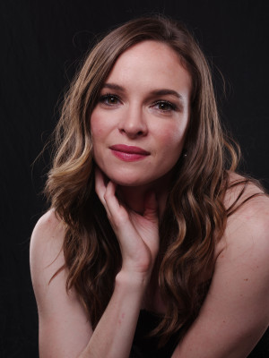 photo 7 in Danielle Panabaker gallery [id1288623] 2021-12-19 00:00:00