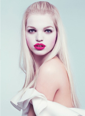 Daphne Groeneveld pic #590333
