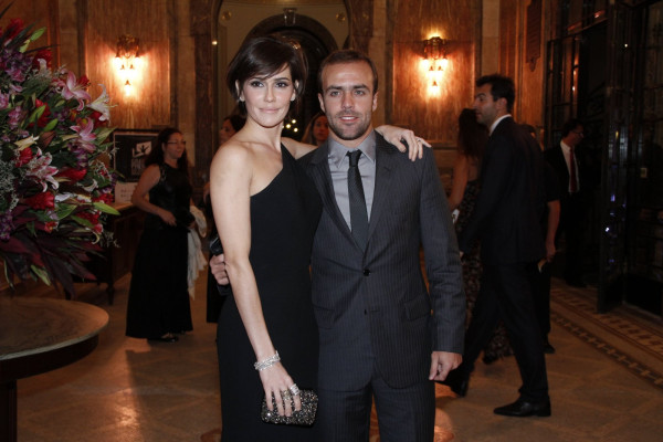 photo 26 in Deborah Secco gallery [id574388] 2013-02-12 00:00:00