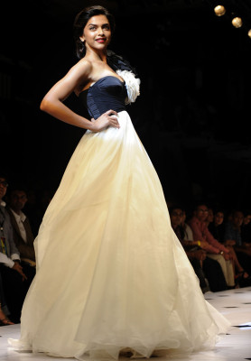 photo 13 in Deepika gallery [id404742] 2011-09-19 00:00:00