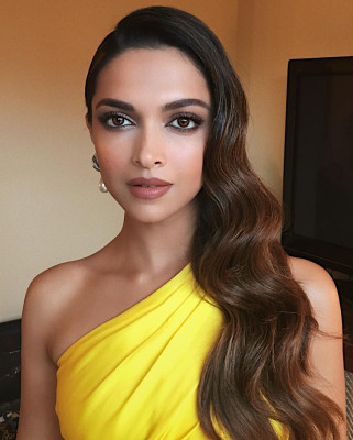 Deepika Padukone pic #905669