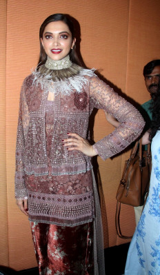 Deepika Padukone pic #894749