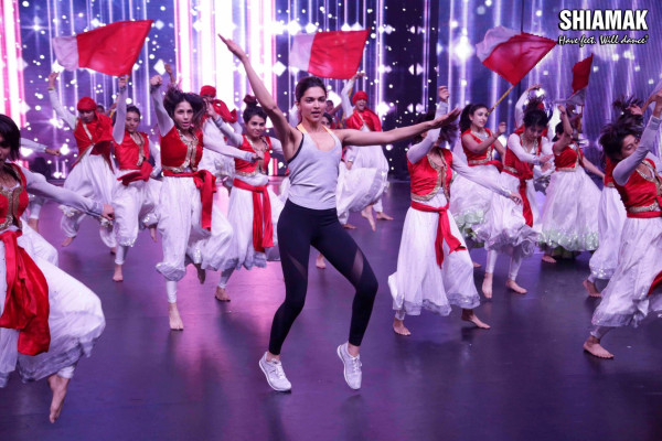 photo 9 in Deepika Padukone gallery [id864093] 2016-07-12 00:00:00