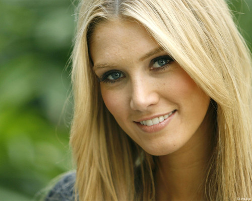 photo 3 in Delta Goodrem gallery [id178845] 2009-09-04 00:00:00