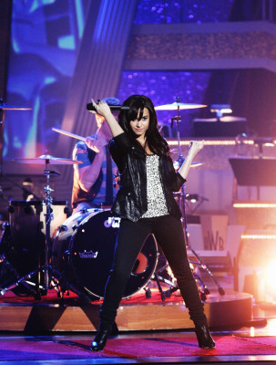 Demi Lovato pic #377185