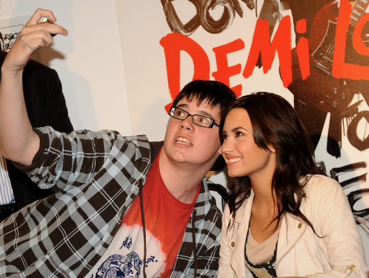 Demi Lovato pic #377178