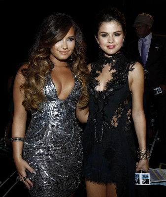 Demi Lovato pic #399643