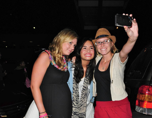 Demi Lovato pic #379425