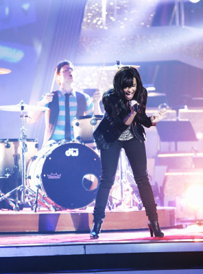 Demi Lovato pic #377182