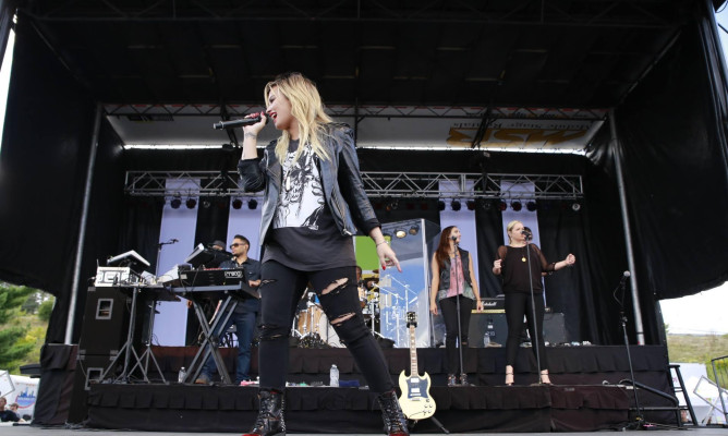 Demi Lovato pic #640113