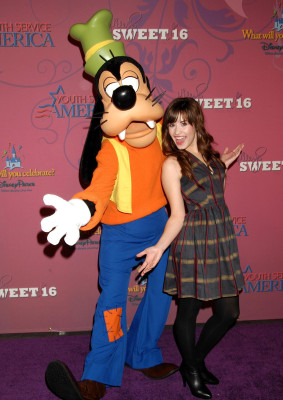 Demi Lovato pic #375110