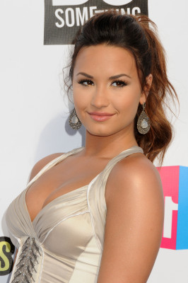 Demi Lovato pic #397610