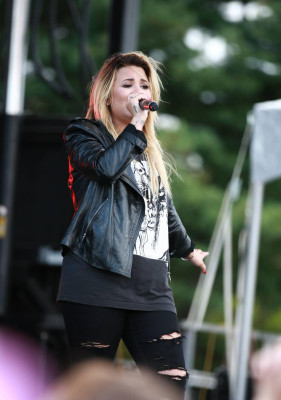 Demi Lovato pic #640115
