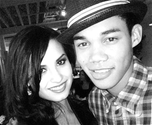 Demi Lovato pic #419576