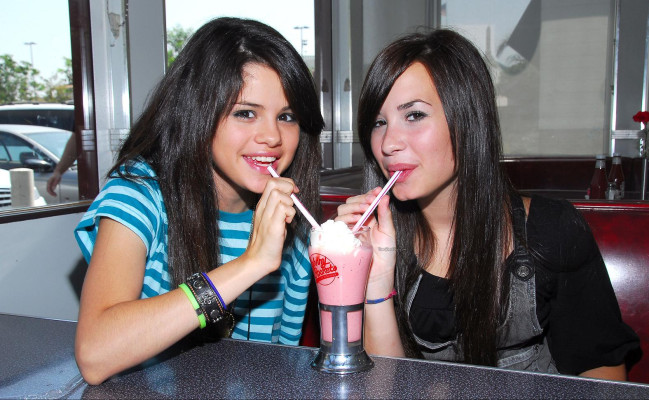 Demi Lovato pic #432358