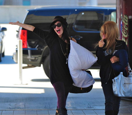 Demi Lovato pic #379743