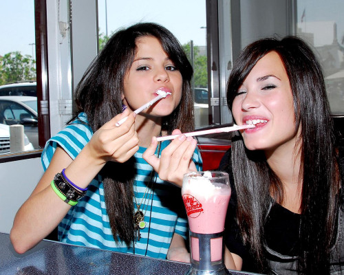 Demi Lovato pic #432365
