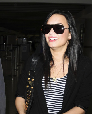 Demi Lovato pic #381051