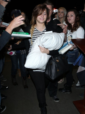 Demi Lovato pic #756217