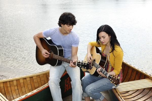 Demi Lovato pic #334346