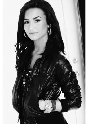 Demi Lovato pic #328237