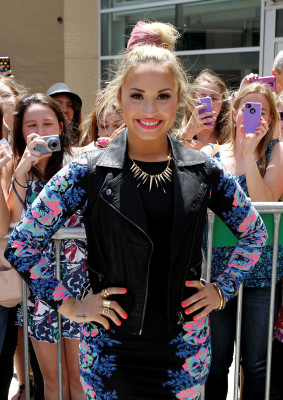 Demi Lovato pic #504565